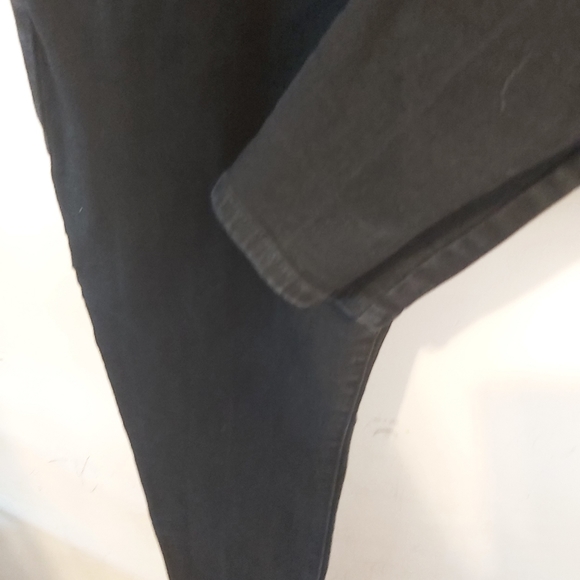 GLORIA VANDERBILT | Women's All Around Slimming Effect Curvy Jeans Black Size 14 - Picture 9 of 12